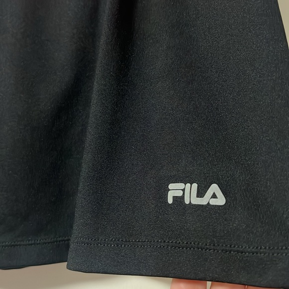 FILA Women’s Tennis Skirt Size Small,built in shorts, small zipper pocket EUC - Picture 2 of 5